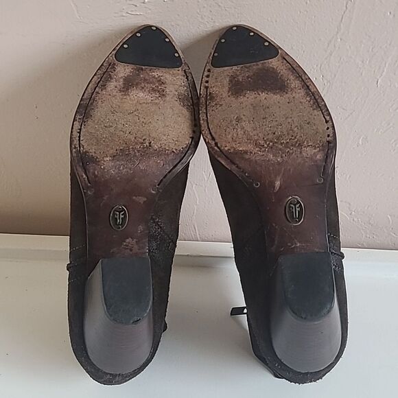 Frye Womens Flynn Short Ankle Zip Boot Oiled Suede Brown Leather Size 9M - Picture 12 of 16